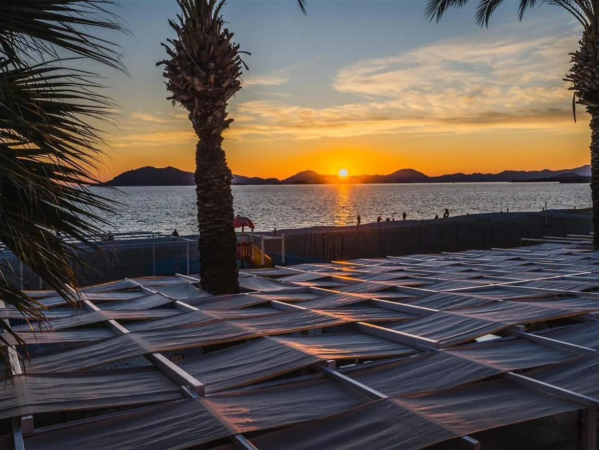 Ξενοδοχείο με διαμερίσματα Sunset Beach Club Φετιγιέ