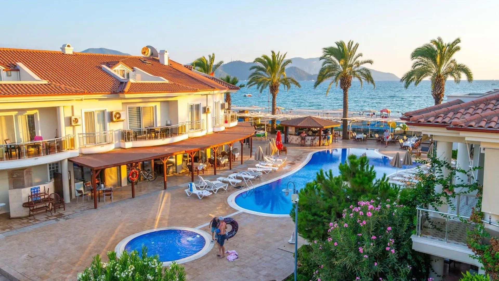 Ξενοδοχείο με διαμερίσματα Sunset Beach Club Φετιγιέ