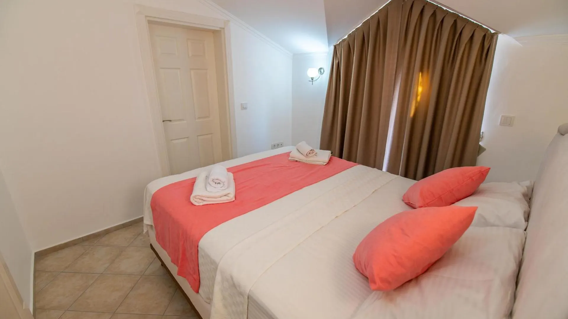 Sunset Beach Club Fethiye Aparthotel