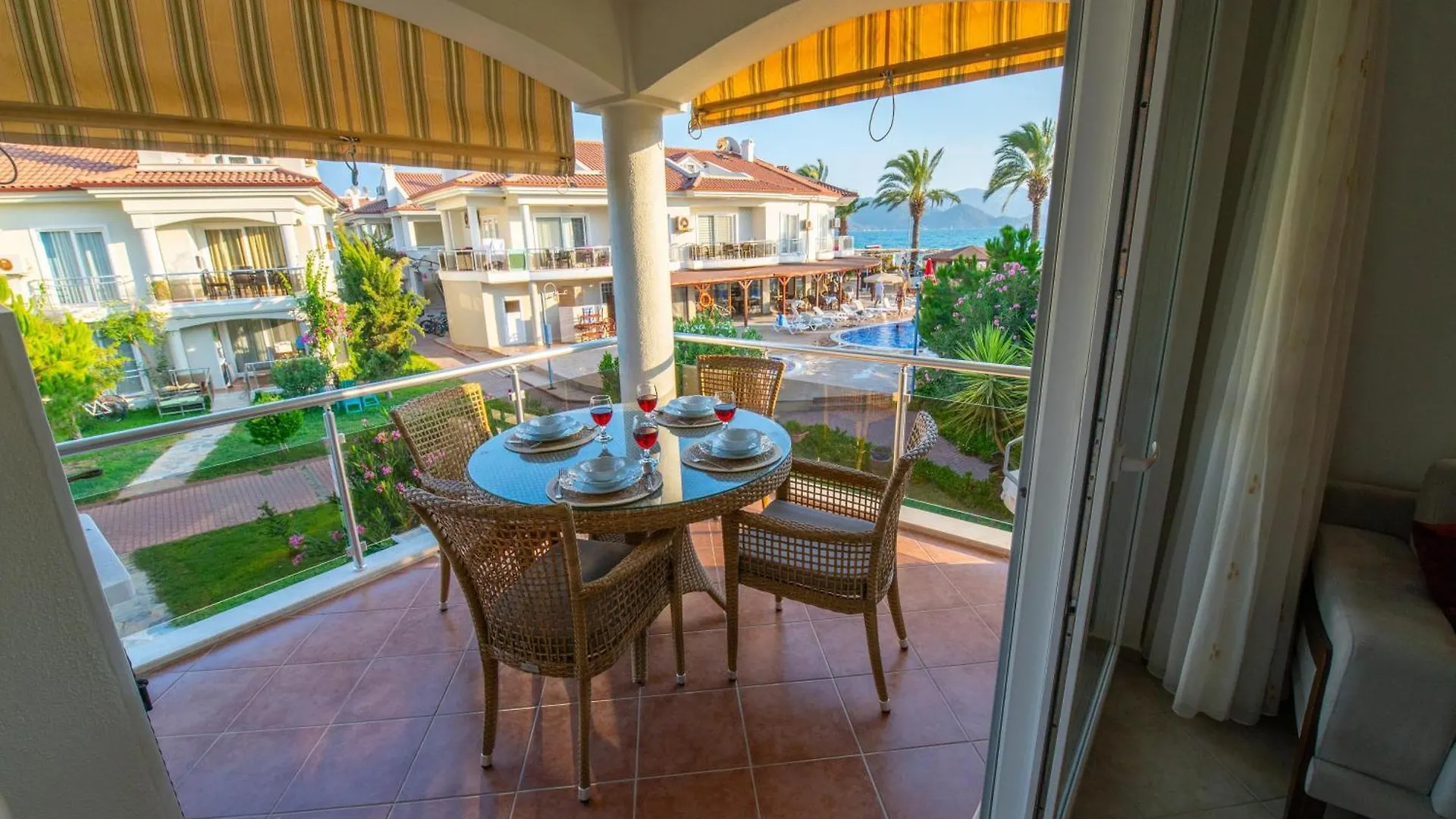 Sunset Beach Club Fethiye Aparthotel